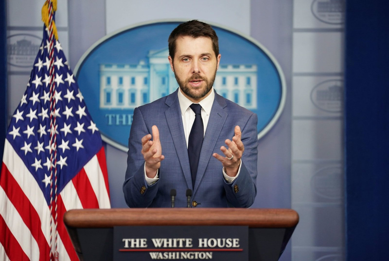 White House warns that January's omicron spike could weigh on next week's jobs data