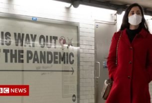 Omicron's fall has plateaued - should we worry? - BBC News