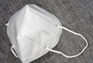 Covid-19: 'Unprecedented' demand for masks as NZ prepares for Omicron