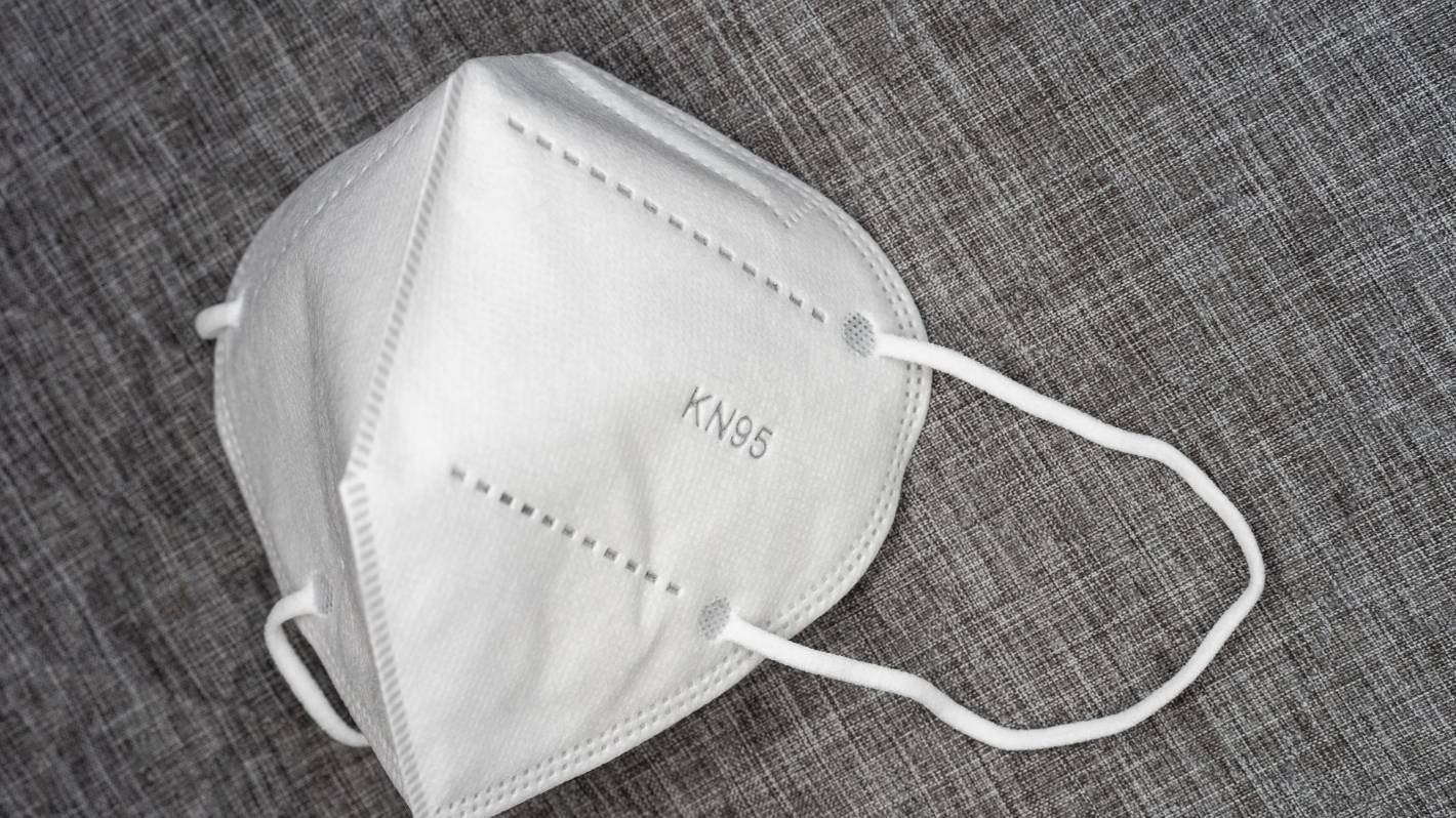Covid-19: 'Unprecedented' demand for masks as NZ prepares for Omicron
