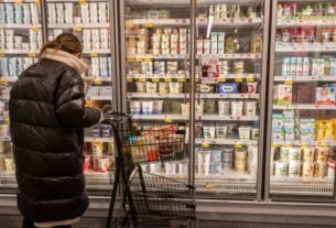 Consumer Spending Could Be Slowed by Inflation, Omicron