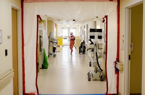 With Omicron dominant, hospitals shift away from monoclonal antibody treatments