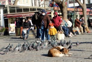 Turkey scraps PCR tests for unvaccinated as COVID-19 cases fall