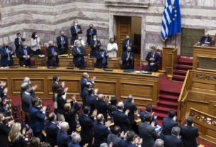Turkish-made COVID-19 masks stir controversy in Greek parliament
