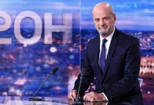 France Covid-19: Education minister criticized for announcing restrictions from Ibiza