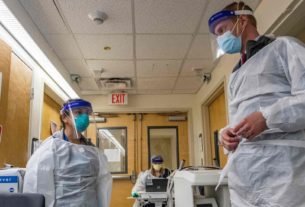 Omicron, Boosters and Vaccine Mandate News: Covid-19 Live Updates