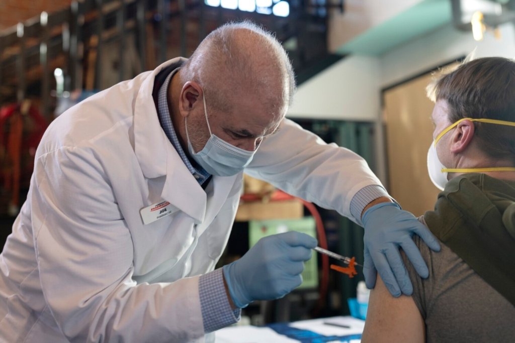 COVID-19 cases grow, but hospitalizations are down in Maine