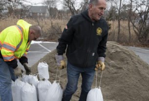 Covid-19 Complicates Response to East Coast Snowstorm