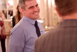 Spokane City Councilman Jonathan Bingle refuses to wear masks at City Hall; officials unsure how to enforce mandate