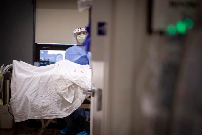 Omicron pushes Texas ICUs to the brink