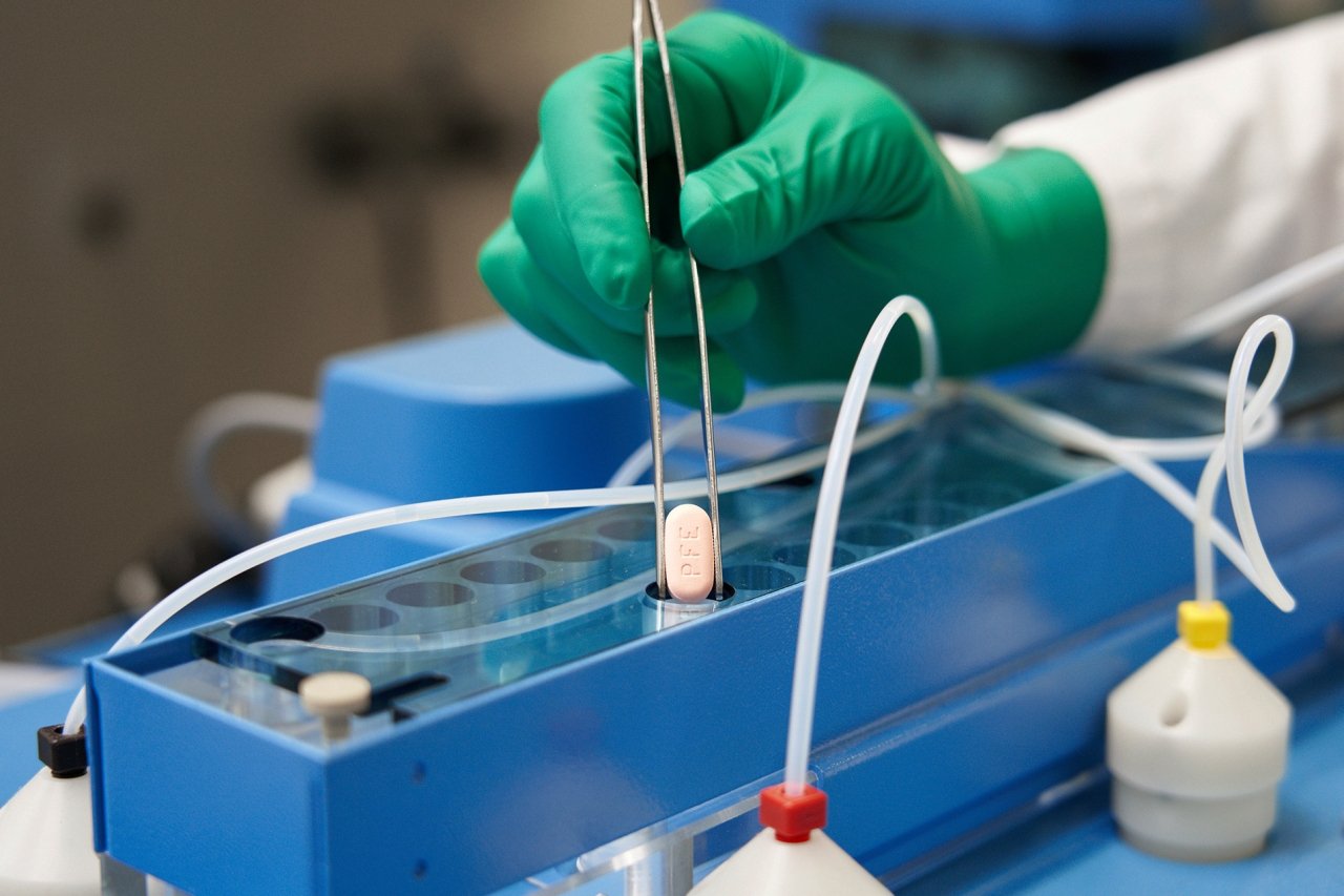Colorado doctors warn about drug interactions with new COVID-19 treatment pills