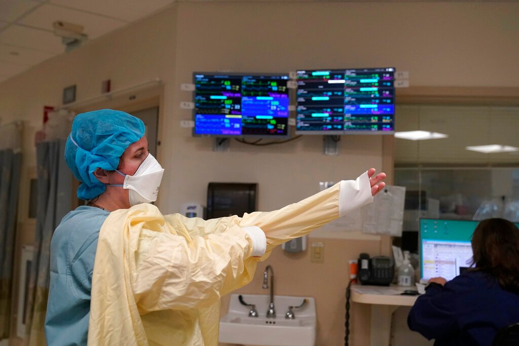 UT models: COVID-19 ICU admissions peak will rival previous surges