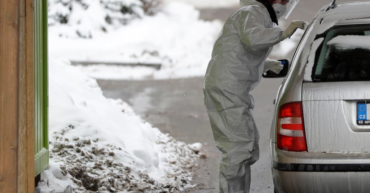 Czechs scrap mandatory COVID-19 jabs, daily cases hit record