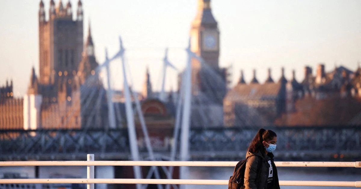 As Omicron ebbs, England revives Plan A: living with COVID