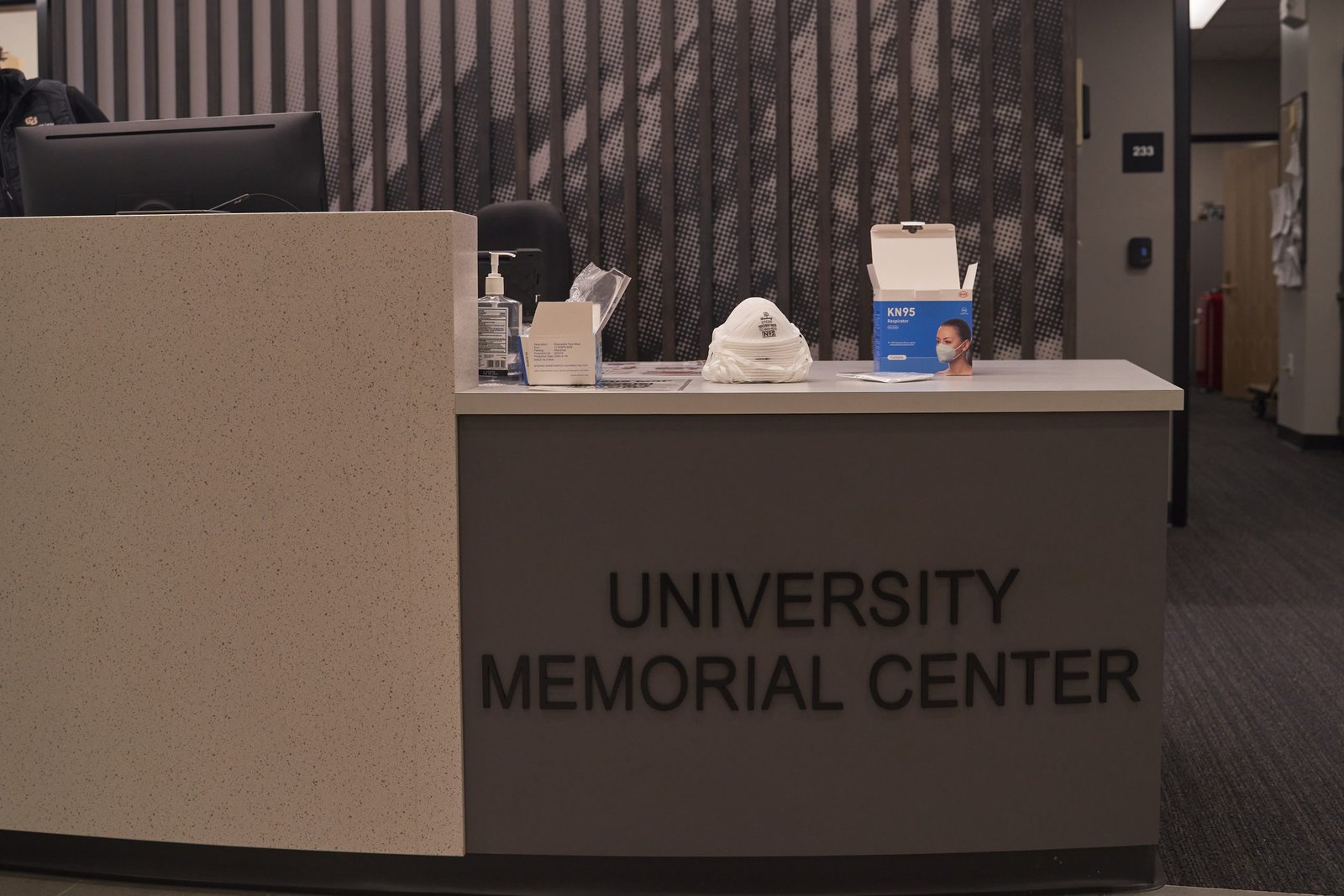 CU provides N95 masks to community members after return to in-person classes