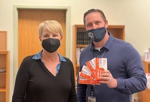 Walsh distributes COVID-19 test kits and masks – Saratogian