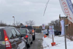 Omicron starts retreating, leaving rising deaths in its wake
