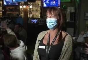 Some local businesses keep mask requirements as COVID-19 cases surge