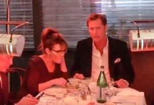 Abcarian: Palin, with COVID-19, dines out in New York