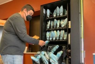 New Mexico pueblo gets creative with face mask vending machine