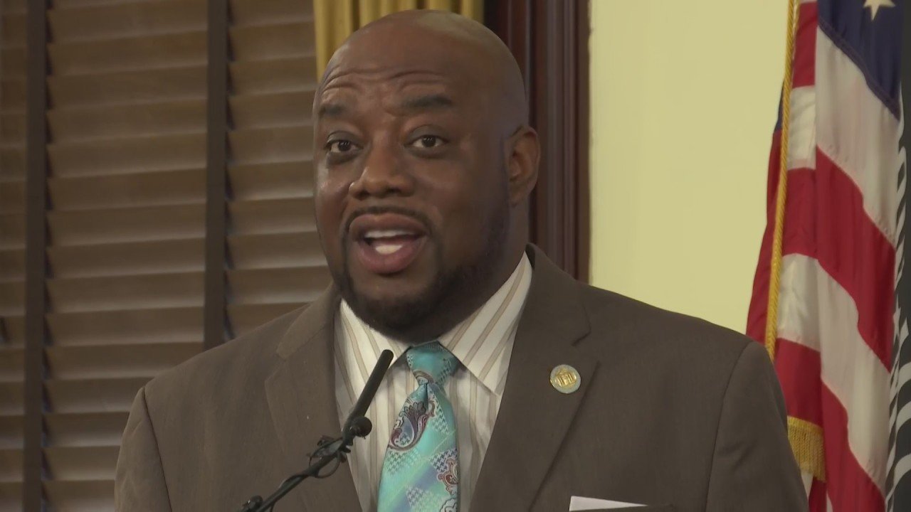 Savannah’s mask mandate extends, mayor says city is in ‘4th quarter’ in fight against COVID